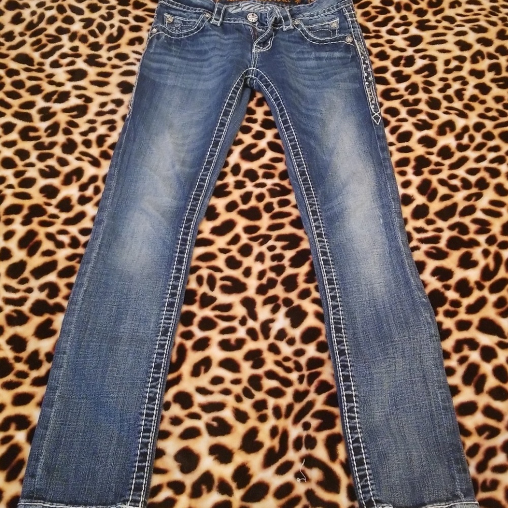 *SOLD!!*🖤Like new🖤 Rock Revival straight jeans